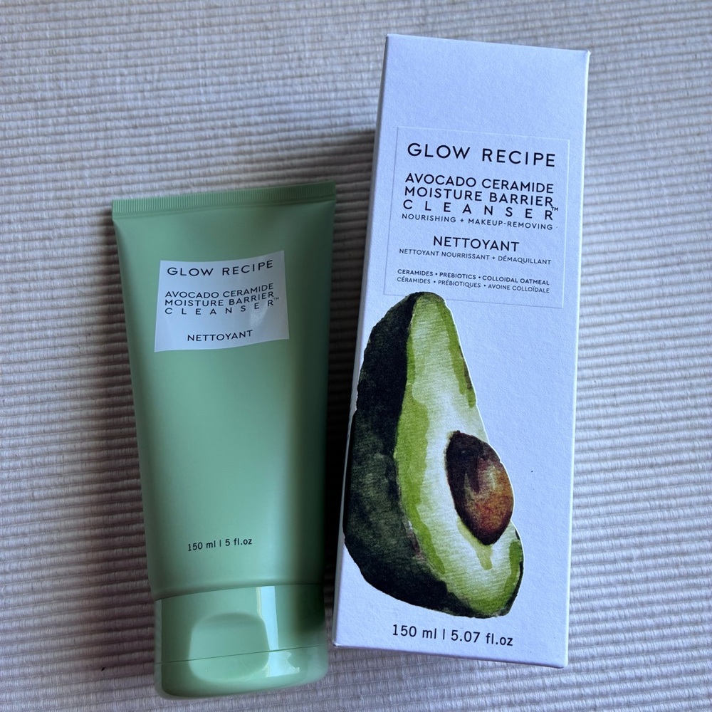 Glow Recipe  Avocado Ceramide Moisture Barrier Cleanser